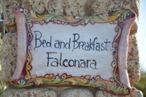 Отель B&B Falconara  Ликата